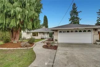 17516 92nd Ave NE, Bothell