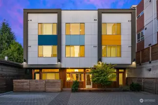 7534 B 15th Avenue Northwest, Seattle